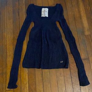 Hollister sweater